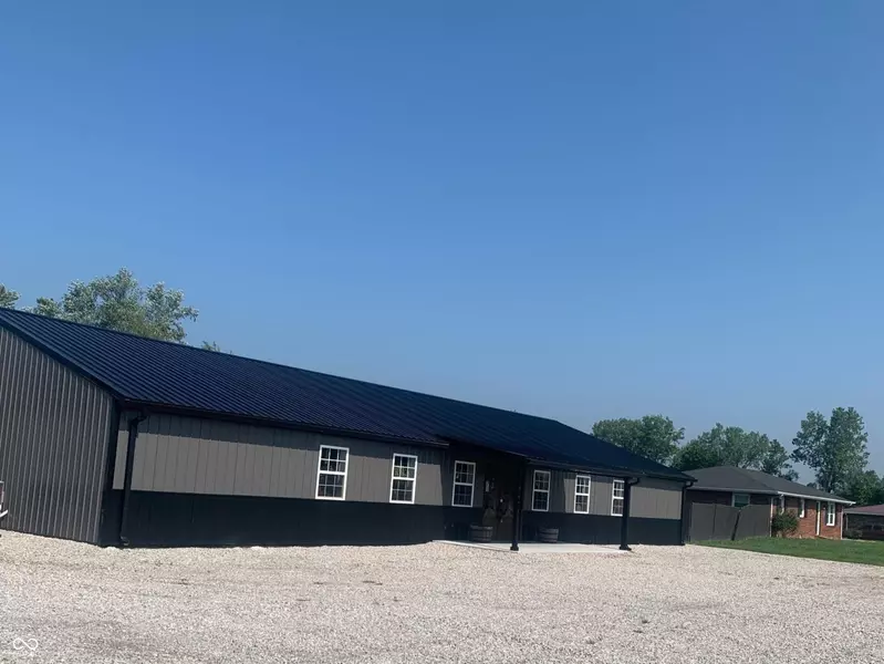1530 W Locust ST, North Vernon, IN 47265
