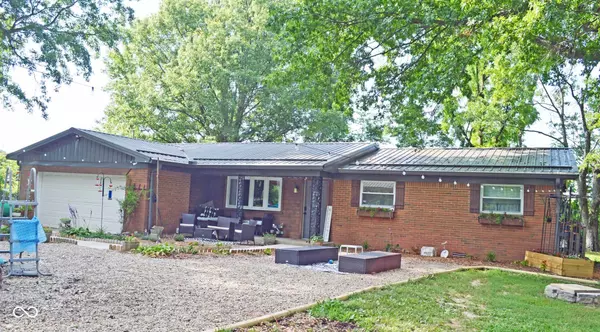 Spencer, IN 47460,3083 Hardscrabble RD