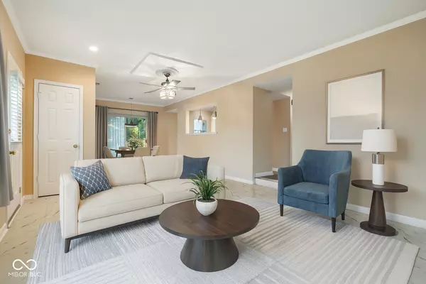 Indianapolis, IN 46268,9569 Maple WAY
