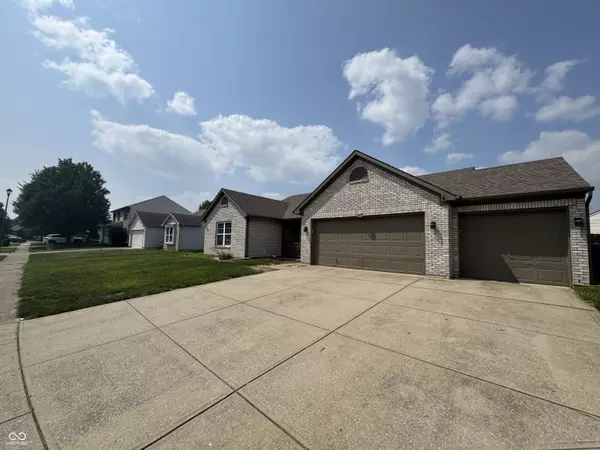 Avon, IN 46123,9936 Nightsong LN