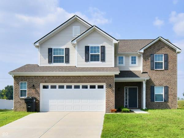 984 Bent Branch LN, Greenwood, IN 46143
