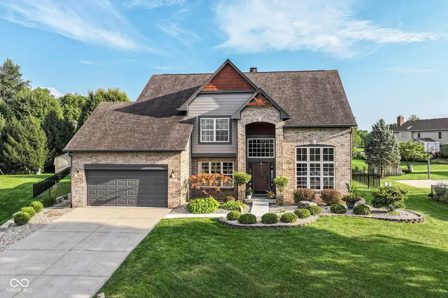 4551 W Nance LN, Greenwood, IN 46142