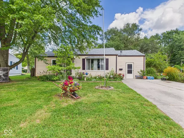 Chesterfield, IN 46017,122 Lake ST