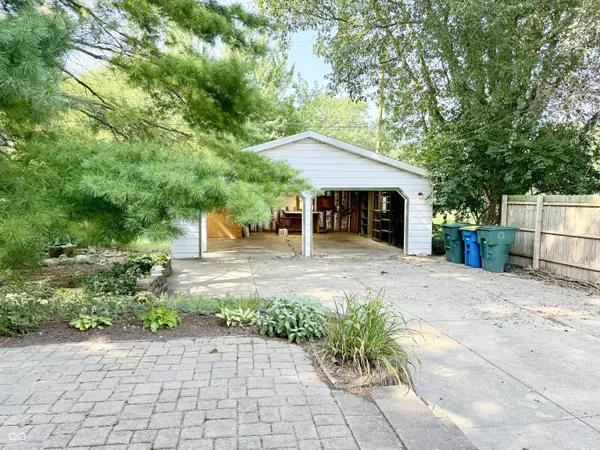 Muncie, IN 47303,1208 W Weber DR