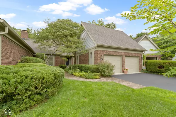 9321 Spring Forest DR, Indianapolis, IN 46260