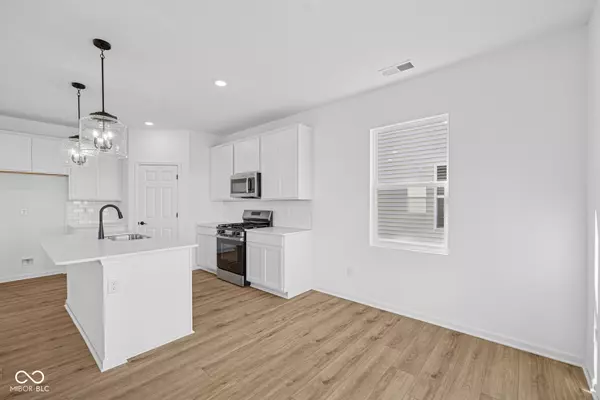 Indianapolis, IN 46237,5136 Rolling Meadow BLVD