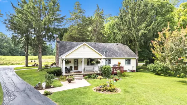2 E Gold Creek RD, Mooresville, IN 46158