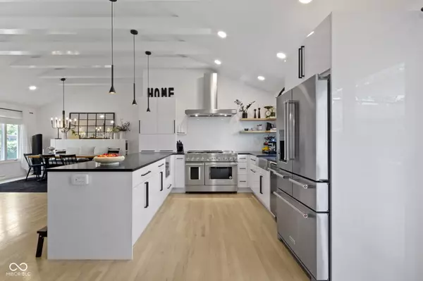 Zionsville, IN 46077,635 W Poplar ST