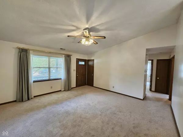 Indianapolis, IN 46237,8230 Parsley LN