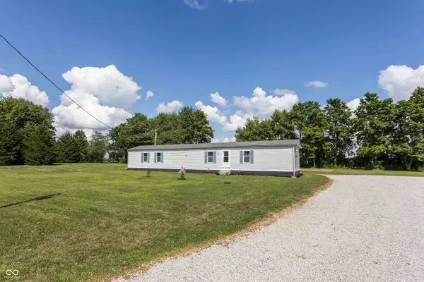 Coatesville, IN 46121,5587 S County Road 800 E
