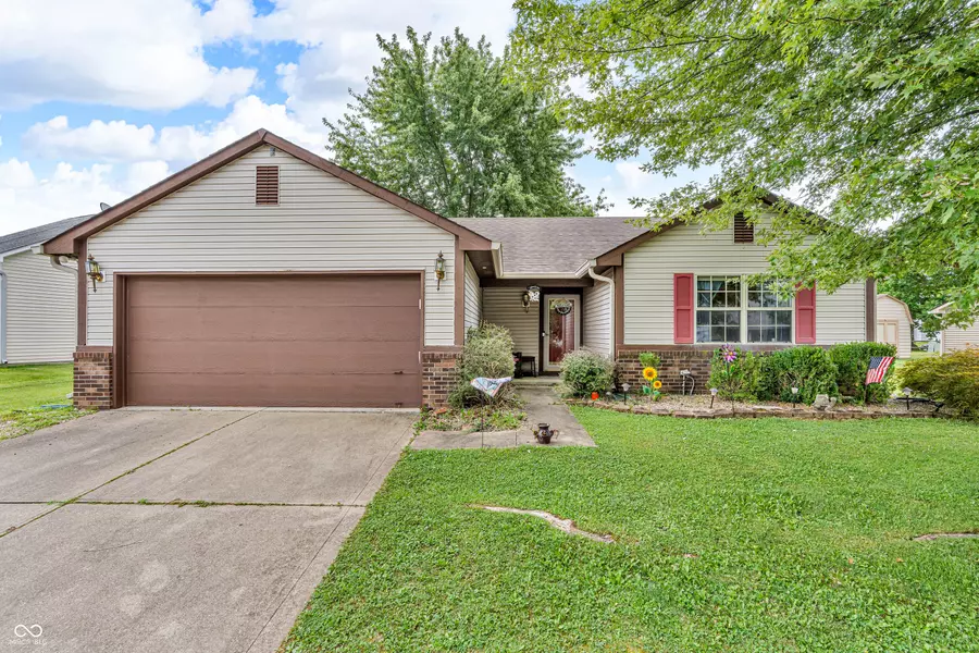 399 Southway CT, Bargersville, IN 46106