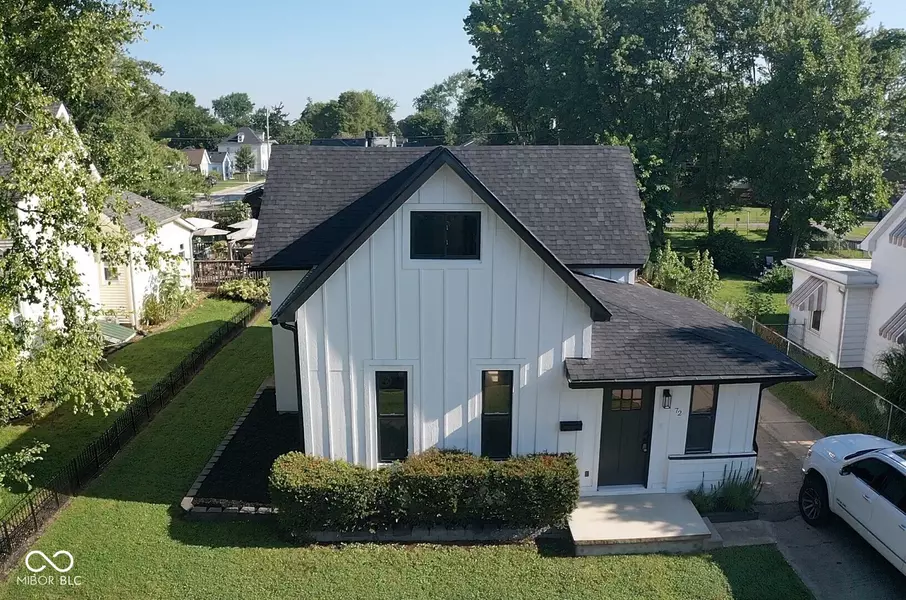 72 W Broadway ST, Greenwood, IN 46142