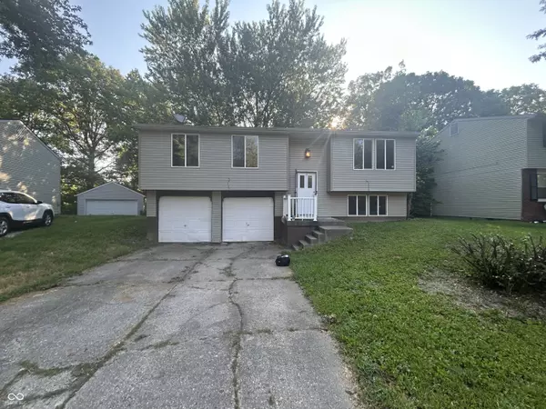 2815 Rouark CIR, Indianapolis, IN 46229