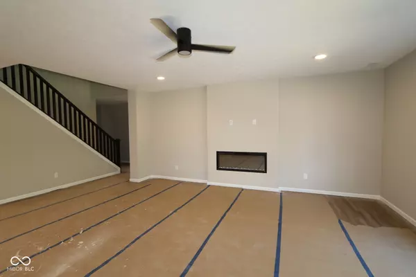 Mccordsville, IN 46055,9098 Ambassador ST
