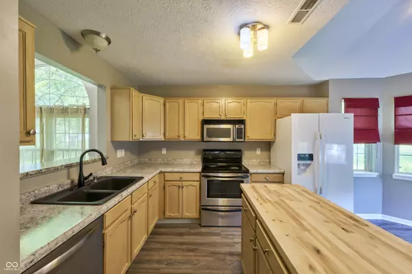 Indianapolis, IN 46236,12403 E 75th ST