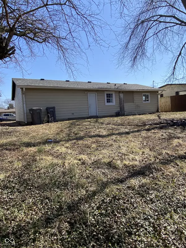 Indianapolis, IN 46218,3132 Wallace AVE