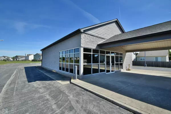 Greenfield, IN 46140,2382 W Main ST