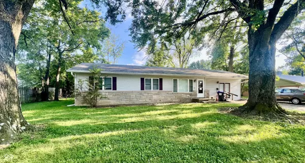 4123 W Grand AVE, Bloomington, IN 47404