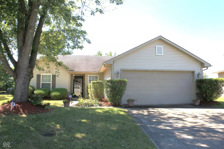 6006 Sycamore Forge LN, Indianapolis, IN 46254