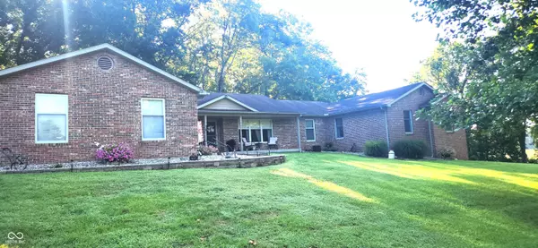 1175 N Ellsworth PL, West Terre Haute, IN 47885