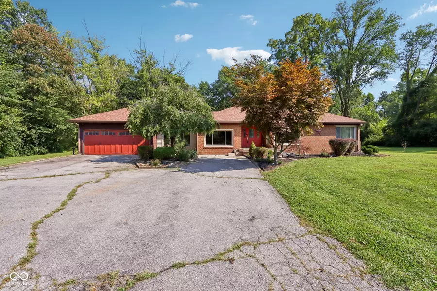 400 W Southport RD, Indianapolis, IN 46217