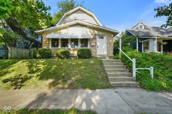60 N 9th AVE, Beech Grove, IN 46107