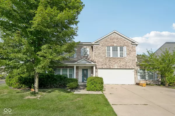 561 Plainville DR, Westfield, IN 46074