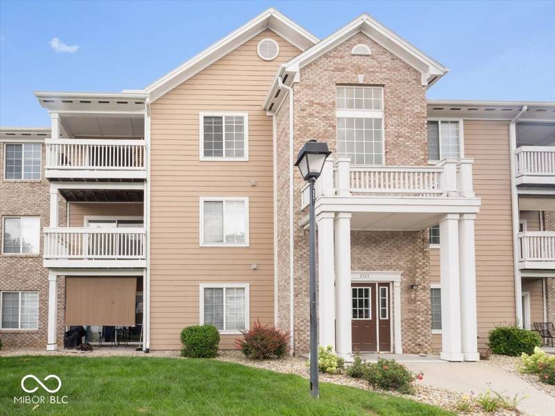 6525 Emerald Hill CT #309, Indianapolis, IN 46237