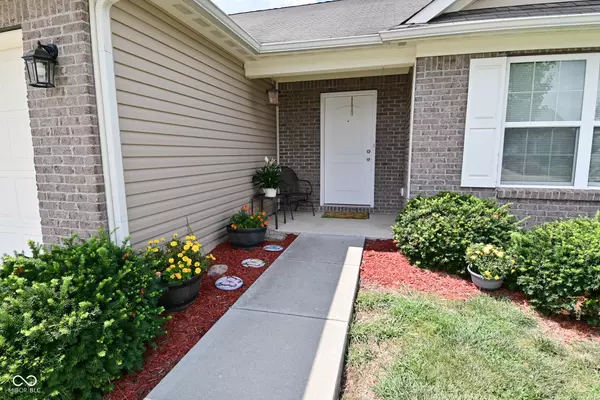 Indianapolis, IN 46221,6326 Emerald Field WAY