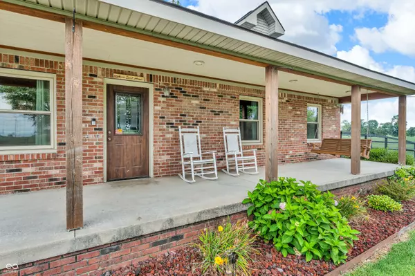 Coatesville, IN 46121,802 S County Road 750 E