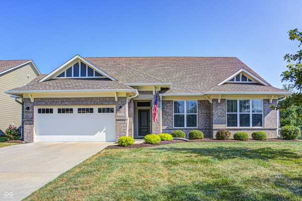 6158 Harvest Moon LN, Brownsburg, IN 46112