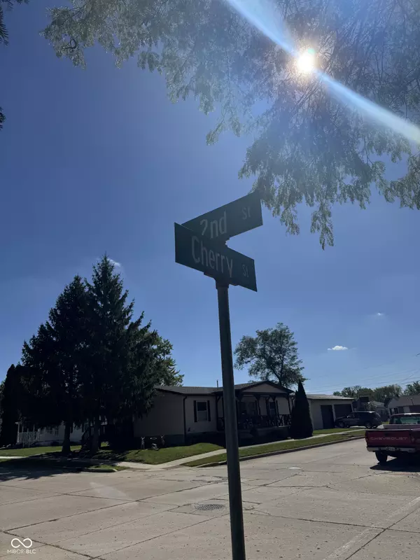 Greenfield, IN 46140,218 Cherry ST