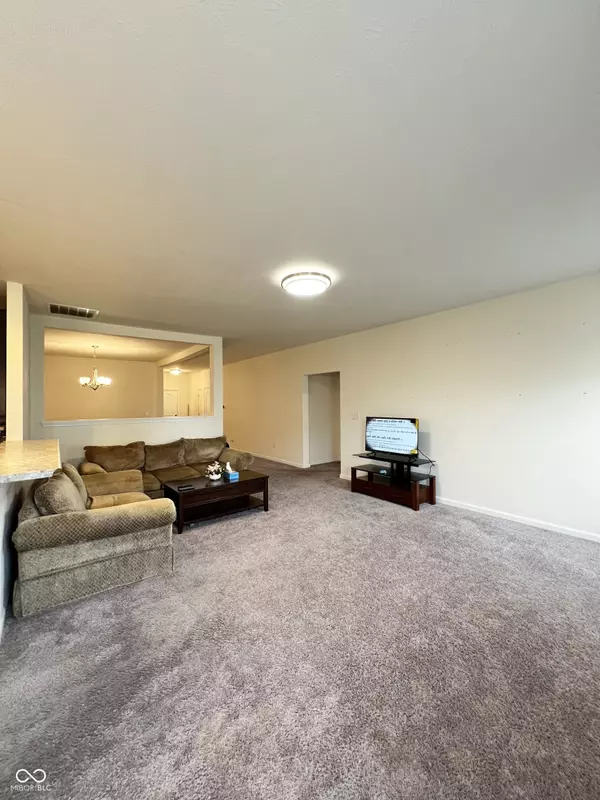 Indianapolis, IN 46259,7132 Birch Leaf DR