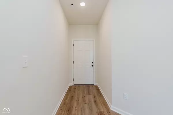 Fishers, IN 46250,9759 Behner DR