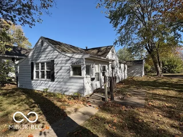 Muncie, IN 47302,2204 S Waldemere AVE