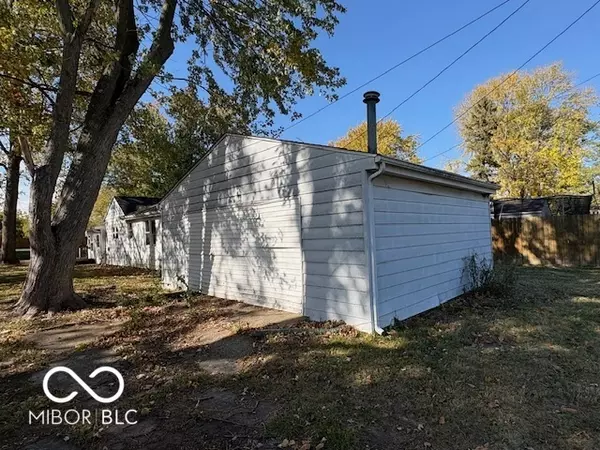 Muncie, IN 47302,2204 S Waldemere AVE