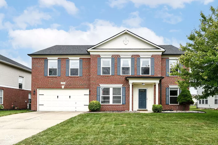 5732 N Rockingham LN, Mccordsville, IN 46055