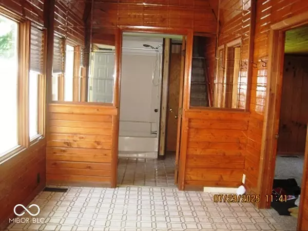 Anderson, IN 46013,2100 E 38th ST