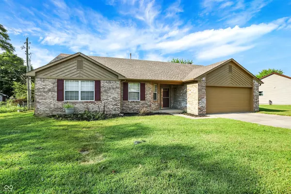 Indianapolis, IN 46236,7218 Wet Rock CT