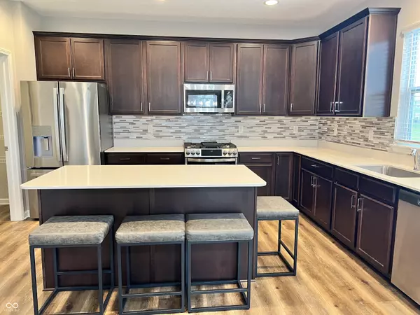 Greenwood, IN 46143,5656 Grosbeak DR