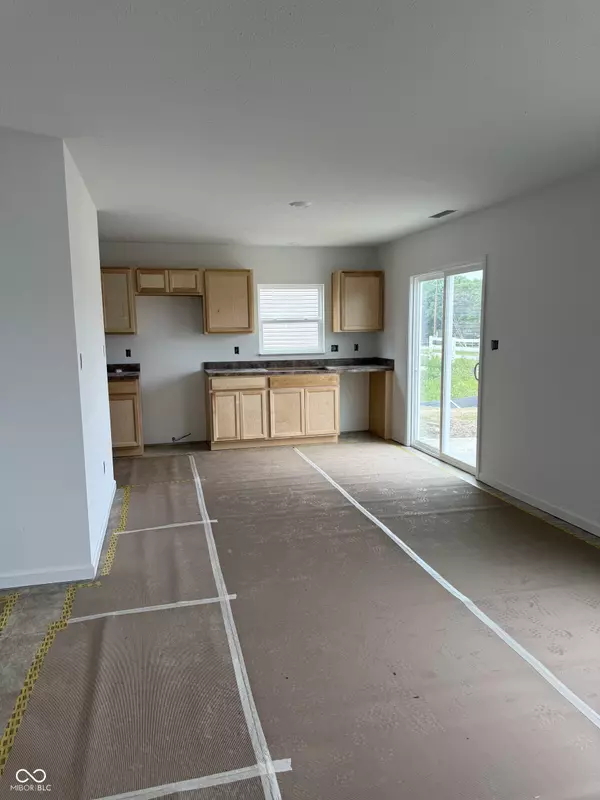 Indianapolis, IN 46235,10821 Penwell WAY