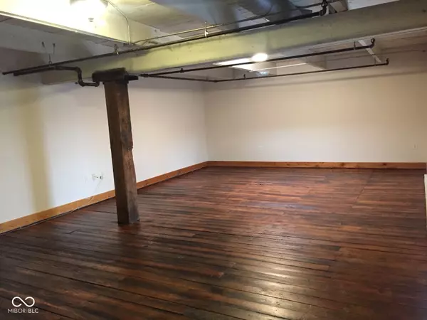 Indianapolis, IN 46225,501 Madison AVE #301
