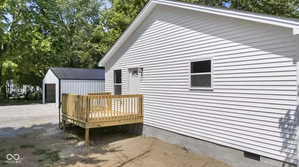 Austin, IN 47102,188 Paulanna AVE