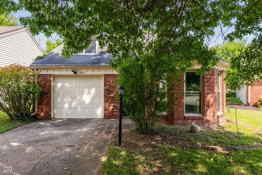 7712 Willowood ST, Indianapolis, IN 46214