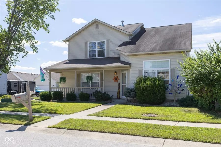 725 Hawthorne LN, Brownsburg, IN 46112