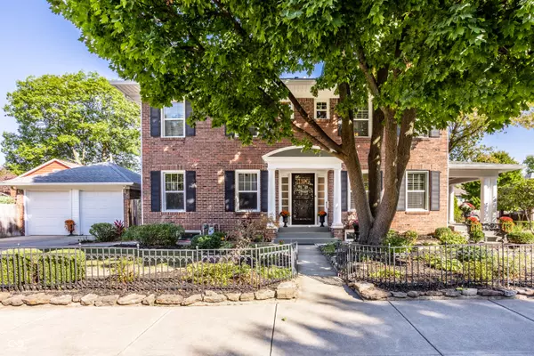 Indianapolis, IN 46205,3702 Central AVE