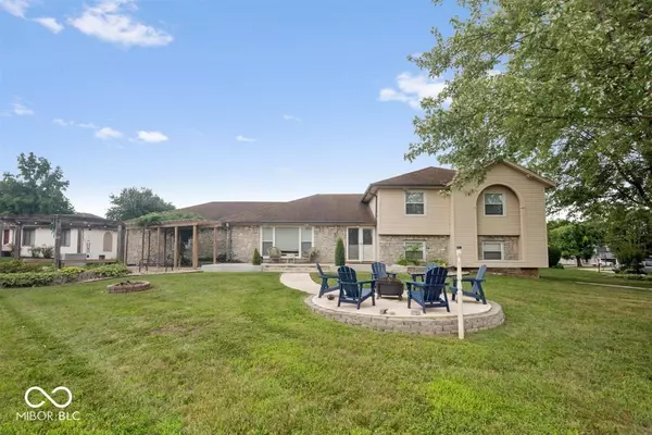 Indianapolis, IN 46217,655 Yosemite DR