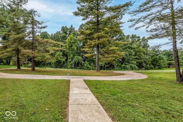 Bloomington, IN 47401,3985 S Knightridge RD