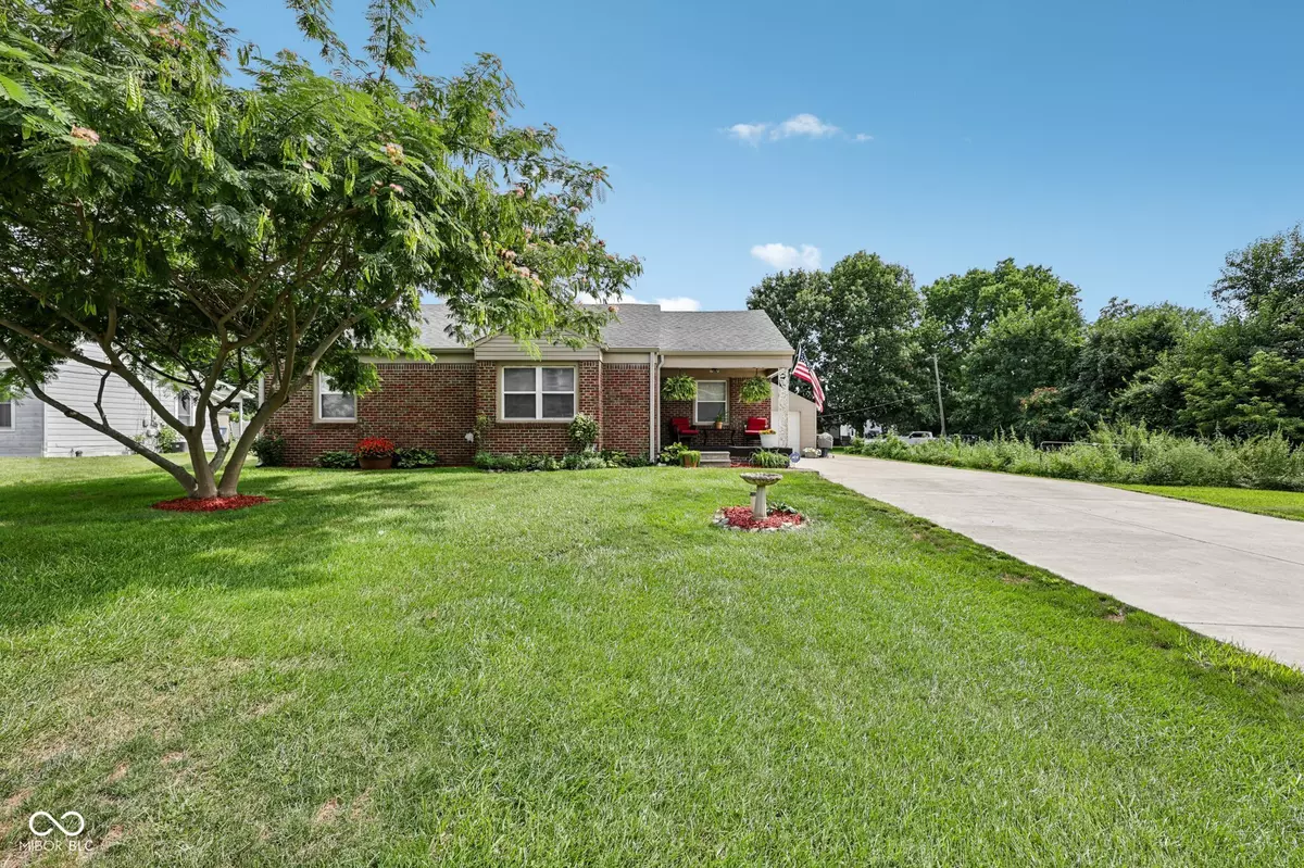 Indianapolis, IN 46231,2319 Porter ST