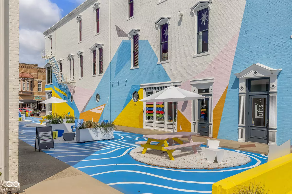 Columbus, IN 47201,410 6th ST #202